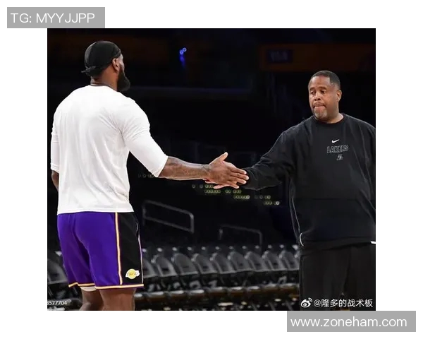 詹姆斯应发声明自证清白？琼斯短信曝光：勒布朗缺阵快压雄鹿让我大赚