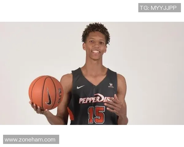 赫伯·图雷斯基：篮网54载的无声见证者