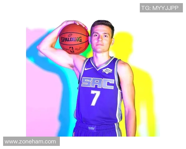 媒体人:山西男篮用后卫凯尔·盖伊替换杰伦·诺威尔 媒体人:山西男篮用后卫凯尔·盖伊替换杰伦·诺威尔